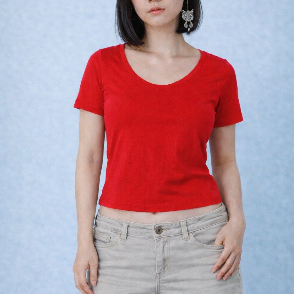 No Boundaries - Red Scoop Neck Basic Tee - Womens Size L (12-14)